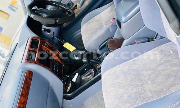 Nunua Ilio tumika Toyota Land Cruiser Fedha Gari ndani ya Maputo nchini Maputo Nunua Ilio tumika Toyota Land Cruiser Fedha Gari ndani ya Maputo nchini Maputo