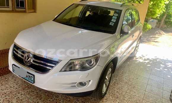 Buy Used Volkswagen Tiguan White Car in Maputo in Maputo