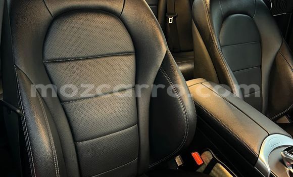Comprar Usado Mercedes‒Benz C-Class Branco Carro em Maputo em Maputo Comprar Usado Mercedes‒Benz C-Class Branco Carro em Maputo em Maputo