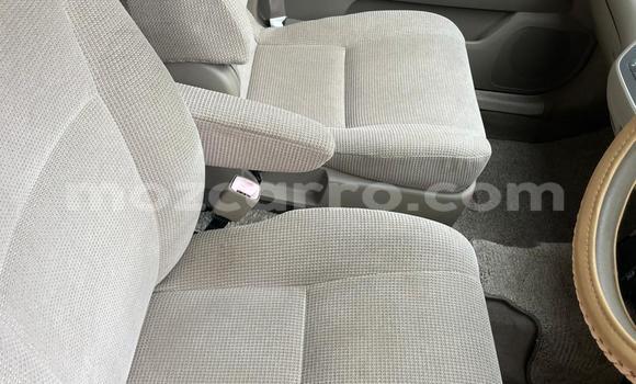 Nunua Ilio tumika Toyota Raum Fedha Gari ndani ya Maputo nchini Maputo Nunua Ilio tumika Toyota Raum Fedha Gari ndani ya Maputo nchini Maputo