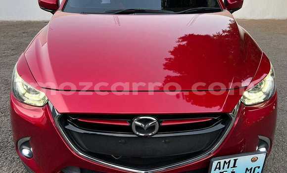 Comprar Usado Mazda Demio Vermelho Carro em Maputo em Maputo