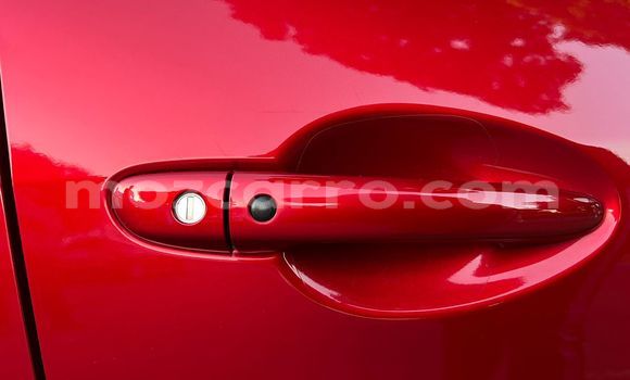 Nunua Ilio tumika Mazda Demio Nyekundu Gari ndani ya Maputo nchini Maputo Nunua Ilio tumika Mazda Demio Nyekundu Gari ndani ya Maputo nchini Maputo