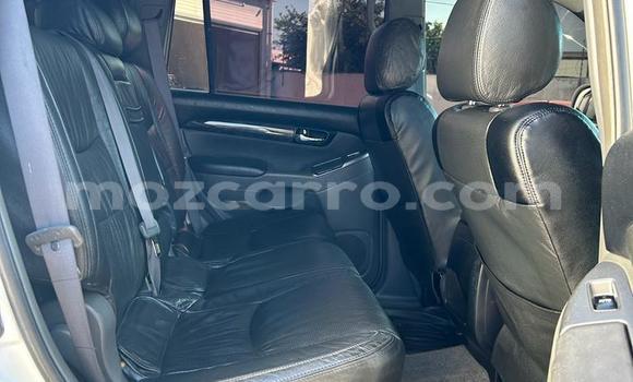 Nunua Ilio tumika Toyota Land Cruiser Prado Nyeupe Gari ndani ya Maputo nchini Maputo Nunua Ilio tumika Toyota Land Cruiser Prado Nyeupe Gari ndani ya Maputo nchini Maputo
