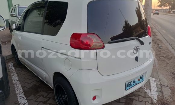 Comprar Usado Toyota Porte Branco Carro em Maputo em Maputo Comprar Usado Toyota Porte Branco Carro em Maputo em Maputo