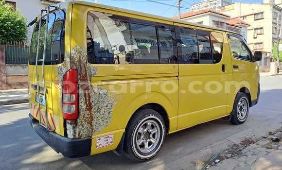 Nunua Ilio tumika Toyota Hiace Nyingine Gari ndani ya Maputo nchini Maputo Nunua Ilio tumika Toyota Hiace Nyingine Gari ndani ya Maputo nchini Maputo