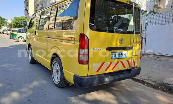 Nunua Ilio tumika Toyota Hiace Nyingine Gari ndani ya Maputo nchini Maputo Nunua Ilio tumika Toyota Hiace Nyingine Gari ndani ya Maputo nchini Maputo