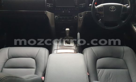 Comprar Usado Toyota Land Cruiser Prado Branco Carro em Maputo em Maputo Comprar Usado Toyota Land Cruiser Prado Branco Carro em Maputo em Maputo