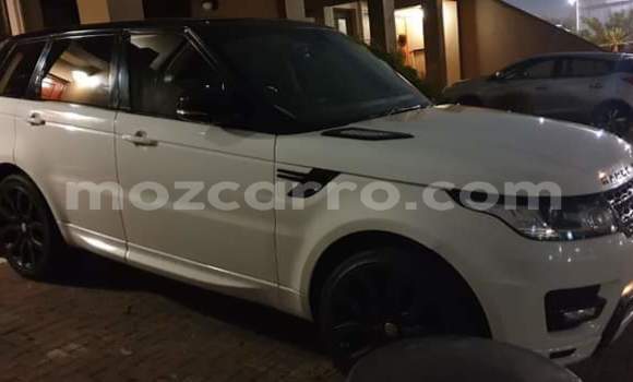 Nunua Ilio tumika Range Rover Range Rover Nyeupe Gari ndani ya Maputo nchini Maputo Nunua Ilio tumika Range Rover Range Rover Nyeupe Gari ndani ya Maputo nchini Maputo