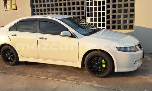 Comprar Usado Honda Accord Branco Carro em Maputo em Maputo Comprar Usado Honda Accord Branco Carro em Maputo em Maputo