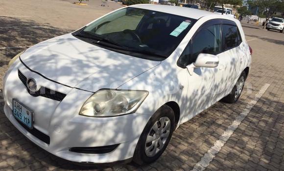 Comprar Usado Toyota Auris Branco Carro em Maputo em Maputo Comprar Usado Toyota Auris Branco Carro em Maputo em Maputo