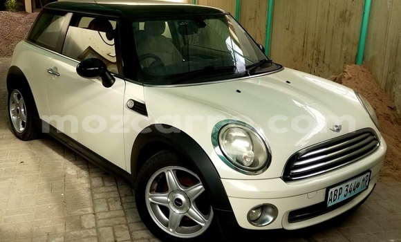 Comprar Usado MINI Cooper Prata Carro em Maputo em Maputo