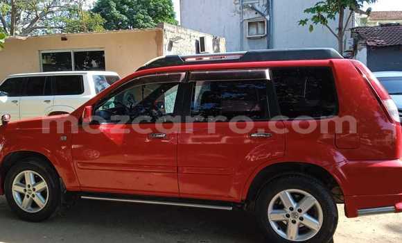 Tenga Tsaru Nissan X-Trail Tsvuku Mota in Maputo in Maputo Tenga Tsaru Nissan X-Trail Tsvuku Mota in Maputo in Maputo