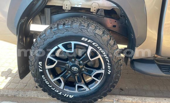 Buy Used Toyota Hiluxe Revo Other Car in Maputo in Maputo Buy Used Toyota Hiluxe Revo Other Car in Maputo in Maputo