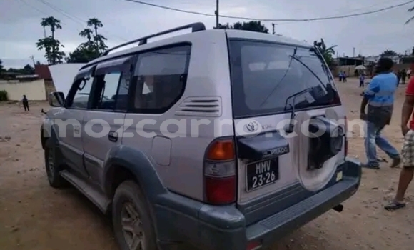 Nunua Ilio tumika Toyota Land Cruiser Prado Nyingine Gari ndani ya Maputo nchini Maputo Nunua Ilio tumika Toyota Land Cruiser Prado Nyingine Gari ndani ya Maputo nchini Maputo