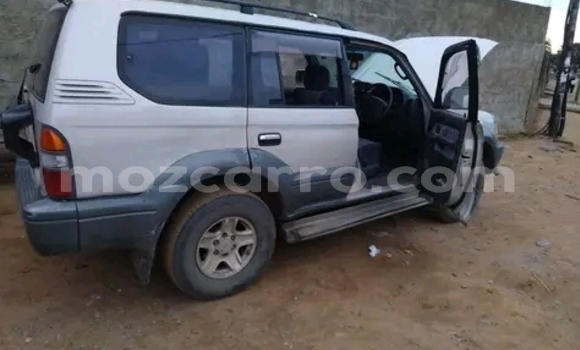 Nunua Ilio tumika Toyota Land Cruiser Prado Nyingine Gari ndani ya Maputo nchini Maputo Nunua Ilio tumika Toyota Land Cruiser Prado Nyingine Gari ndani ya Maputo nchini Maputo