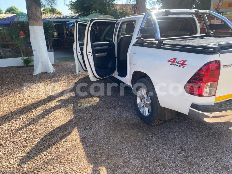 Big with watermark toyota hiluxe revo maputo maputo 15474