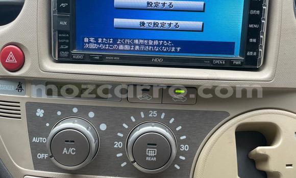 Nunua Ilio tumika Toyota Sienta Bluu Gari ndani ya Maputo nchini Maputo Nunua Ilio tumika Toyota Sienta Bluu Gari ndani ya Maputo nchini Maputo