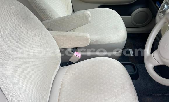 Nunua Ilio tumika Toyota Sienta Bluu Gari ndani ya Maputo nchini Maputo Nunua Ilio tumika Toyota Sienta Bluu Gari ndani ya Maputo nchini Maputo