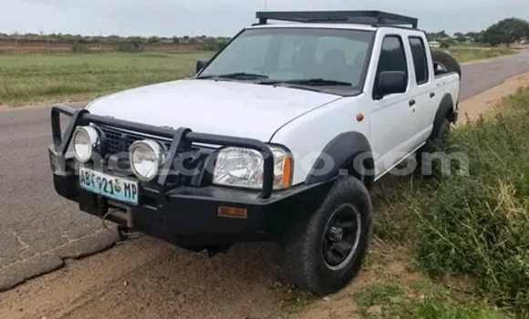 Comprar Usado Nissan Hardbody Branco Carro em Maputo em Maputo Comprar Usado Nissan Hardbody Branco Carro em Maputo em Maputo