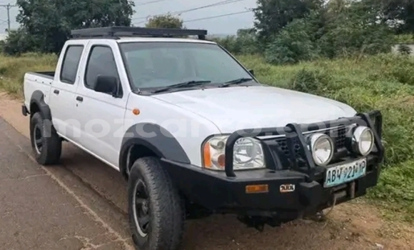 Comprar Usado Nissan Hardbody Branco Carro em Maputo em Maputo Comprar Usado Nissan Hardbody Branco Carro em Maputo em Maputo