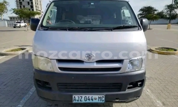 Nunua Ilio tumika Toyota Hiace Nyingine Gari ndani ya Maputo nchini Maputo Nunua Ilio tumika Toyota Hiace Nyingine Gari ndani ya Maputo nchini Maputo