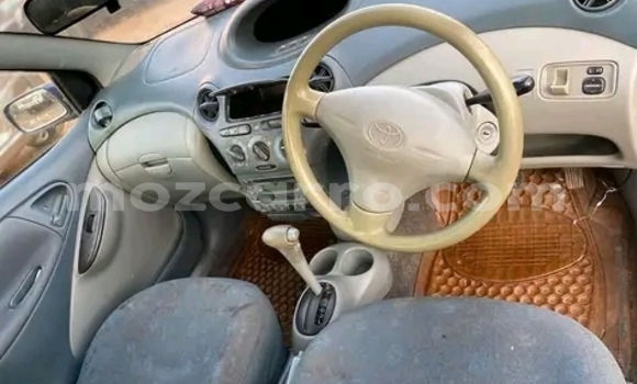 Buy Used Toyota Vitz Blue Car in Maputo in Maputo Buy Used Toyota Vitz Blue Car in Maputo in Maputo