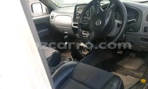 Buy Used Nissan Hardbody White Car in Maputo in Maputo Buy Used Nissan Hardbody White Car in Maputo in Maputo