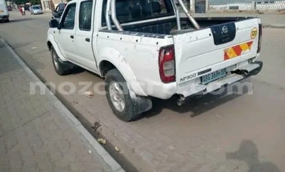 Buy Used Nissan Hardbody White Car in Maputo in Maputo Buy Used Nissan Hardbody White Car in Maputo in Maputo