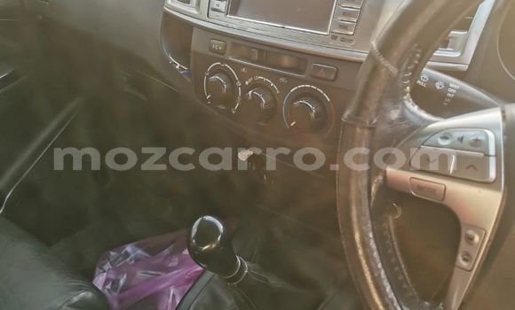 Tenga Tsaru Toyota Hilux Zvimwe Mota in Maputo in Maputo Tenga Tsaru Toyota Hilux Zvimwe Mota in Maputo in Maputo