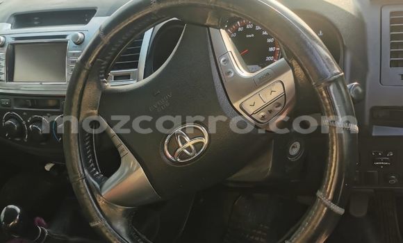 Tenga Tsaru Toyota Hilux Zvimwe Mota in Maputo in Maputo Tenga Tsaru Toyota Hilux Zvimwe Mota in Maputo in Maputo