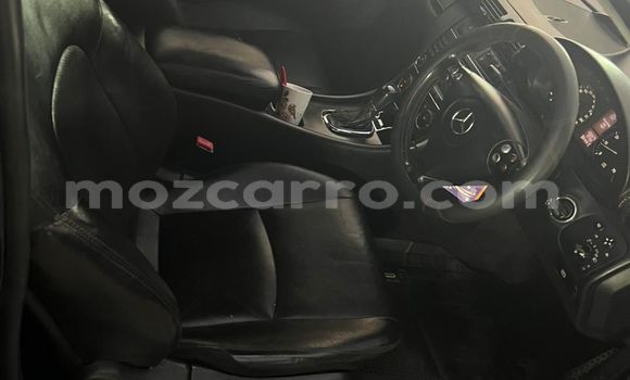 Tenga Tsaru Mercedes-Benz C-Classe Nhema Mota in Maputo in Maputo Tenga Tsaru Mercedes-Benz C-Classe Nhema Mota in Maputo in Maputo