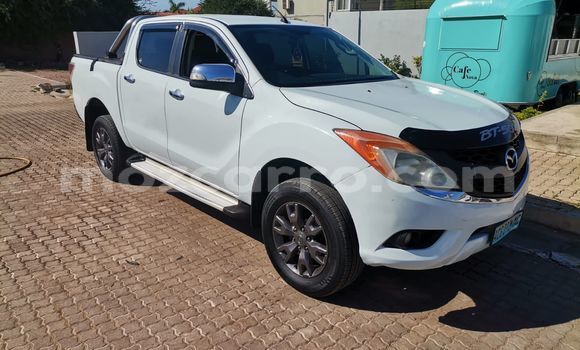Tenga Tsaru Mazda BT-50 Chena Mota in Maputo in Maputo Tenga Tsaru Mazda BT-50 Chena Mota in Maputo in Maputo