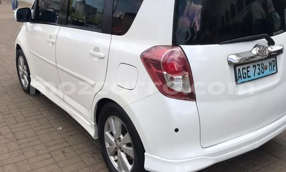 Buy Used Toyota Ractis White Car in Maputo in Maputo Buy Used Toyota Ractis White Car in Maputo in Maputo