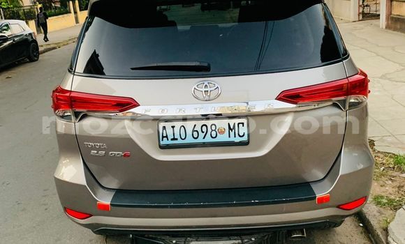 Tenga Tsaru Toyota Fortuner Zvimwe Mota in Maputo in Maputo Tenga Tsaru Toyota Fortuner Zvimwe Mota in Maputo in Maputo