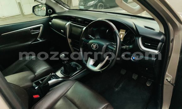 Tenga Tsaru Toyota Fortuner Zvimwe Mota in Maputo in Maputo Tenga Tsaru Toyota Fortuner Zvimwe Mota in Maputo in Maputo