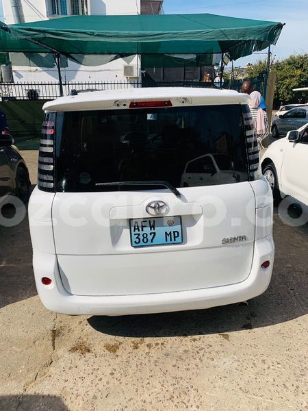 Big with watermark toyota sienta maputo maputo 15518