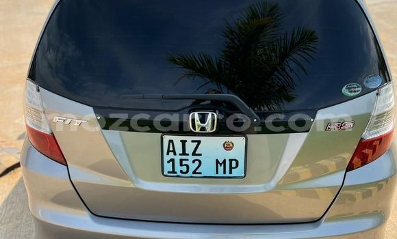 Tenga Tsaru Honda Fit Bhurawuni Mota in Maputo in Maputo Tenga Tsaru Honda Fit Bhurawuni Mota in Maputo in Maputo