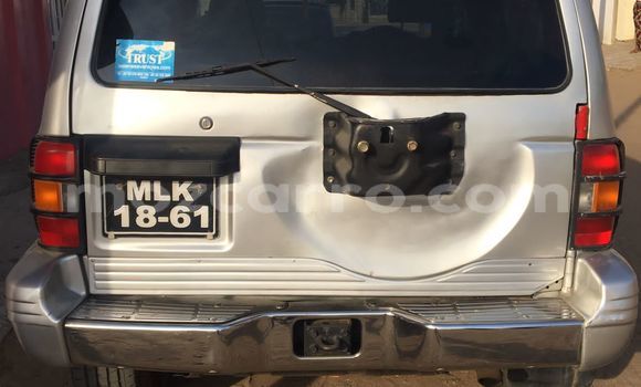 Buy Used Mitsubishi Pajero Silver Car in Maputo in Maputo Buy Used Mitsubishi Pajero Silver Car in Maputo in Maputo