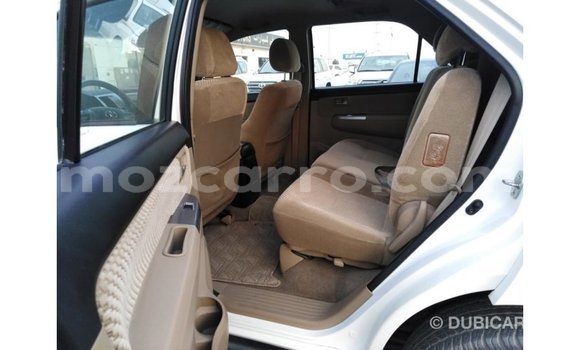 Comprar Importar Toyota Fortuner Branco Carro em Import - Dubai em Cabo Delgado Comprar Importar Toyota Fortuner Branco Carro em Import - Dubai em Cabo Delgado