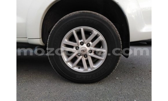Comprar Importar Toyota Fortuner Branco Carro em Import - Dubai em Cabo Delgado Comprar Importar Toyota Fortuner Branco Carro em Import - Dubai em Cabo Delgado
