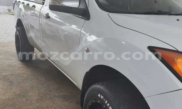 Tenga Tsaru Mazda BT-50 Chena Mota in Maputo in Maputo Tenga Tsaru Mazda BT-50 Chena Mota in Maputo in Maputo