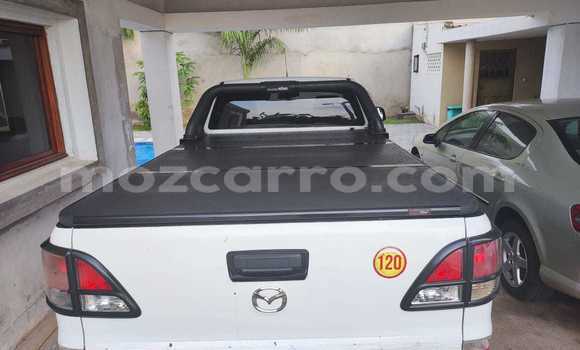 Tenga Tsaru Mazda BT-50 Chena Mota in Maputo in Maputo Tenga Tsaru Mazda BT-50 Chena Mota in Maputo in Maputo