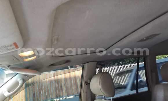 Nunua Ilio tumika Toyota Land Cruiser Prado Nyeupe Gari ndani ya Maputo nchini Maputo Nunua Ilio tumika Toyota Land Cruiser Prado Nyeupe Gari ndani ya Maputo nchini Maputo