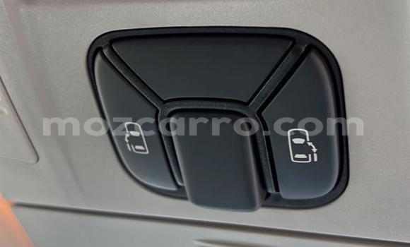 Nunua Ilio tumika Toyota Alphard Nyeupe Gari ndani ya Maputo nchini Maputo Nunua Ilio tumika Toyota Alphard Nyeupe Gari ndani ya Maputo nchini Maputo