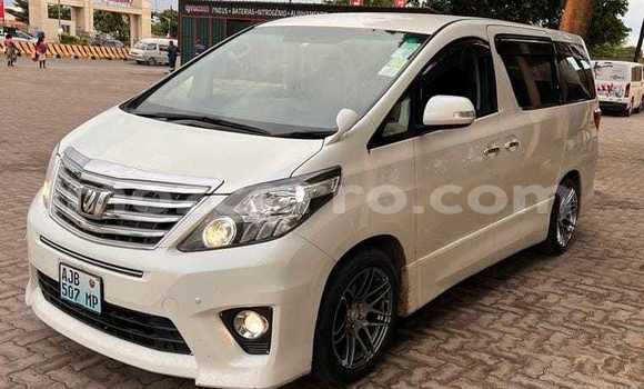 Nunua Ilio tumika Toyota Alphard Nyeupe Gari ndani ya Maputo nchini Maputo Nunua Ilio tumika Toyota Alphard Nyeupe Gari ndani ya Maputo nchini Maputo