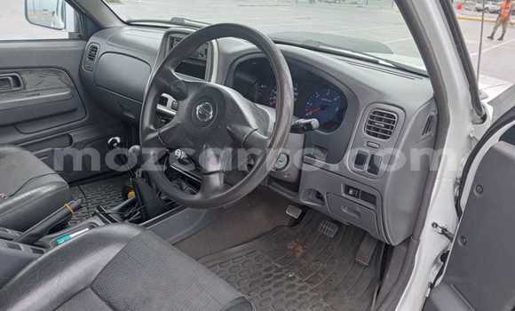 Buy Used Nissan Hardbody White Car in Maputo in Maputo Buy Used Nissan Hardbody White Car in Maputo in Maputo