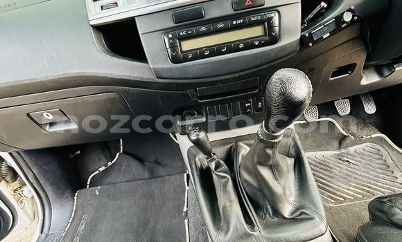 Buy Used Toyota Hilux White Car in Maputo in Maputo Buy Used Toyota Hilux White Car in Maputo in Maputo