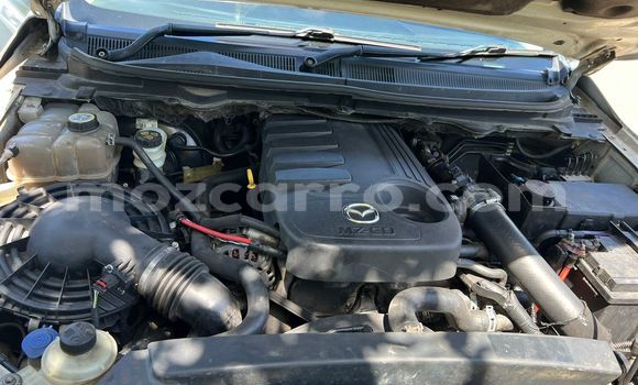 Nunua Ilio tumika Mazda BT-50 Nyeupe Gari ndani ya Maputo nchini Maputo Nunua Ilio tumika Mazda BT-50 Nyeupe Gari ndani ya Maputo nchini Maputo