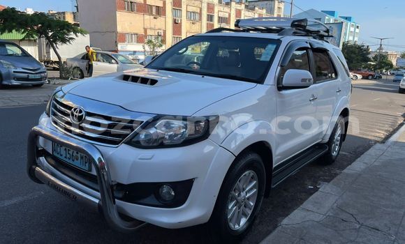 Buy Used Toyota Fortuner White Car in Maputo in Maputo Buy Used Toyota Fortuner White Car in Maputo in Maputo
