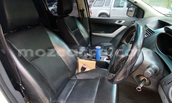 Buy Used Mazda BT-50 White Car in Maputo in Maputo Buy Used Mazda BT-50 White Car in Maputo in Maputo